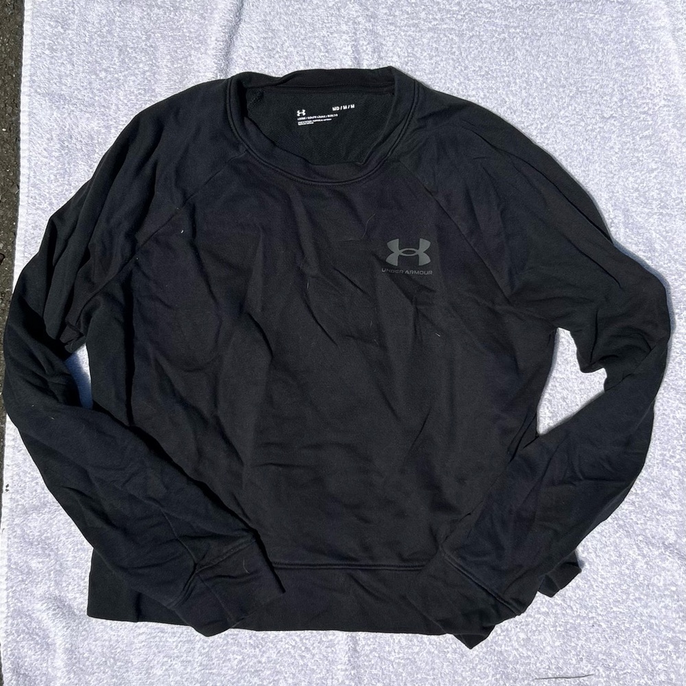 Under armour black sweatshirt